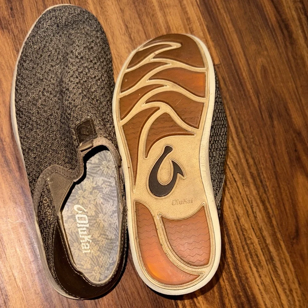 OluKai Textured Brown Slip-On Loafers